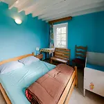 Spacious Retreat * Brisy