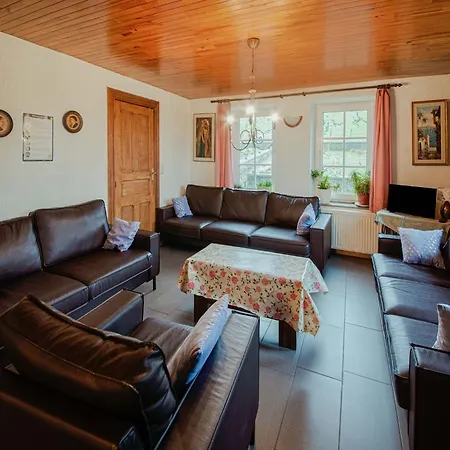 Semesterbostad Spacious Retreat