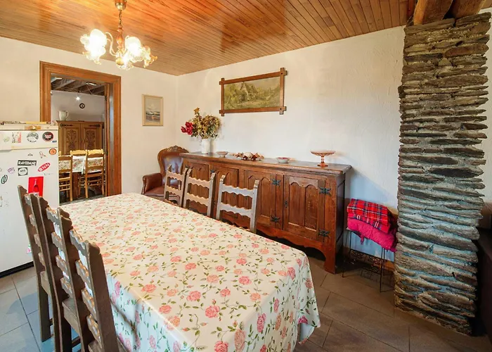 Spacious Retreat Brisy